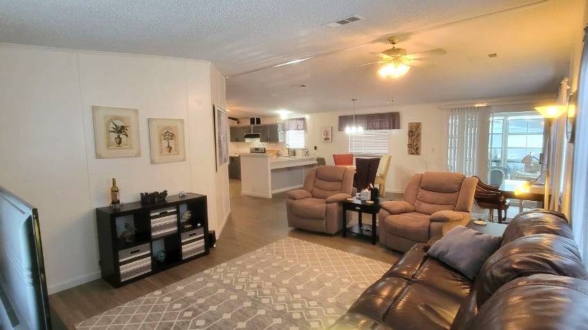 2222 Wren Place a Lake Wales, FL Mobile or Manufactured Home for Sale